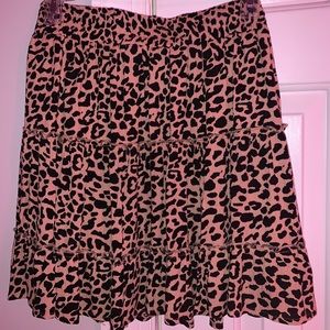 Vestique leopard print skirt in great condition!
